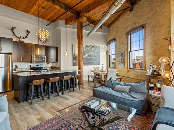 600 W Freshwater Way #101