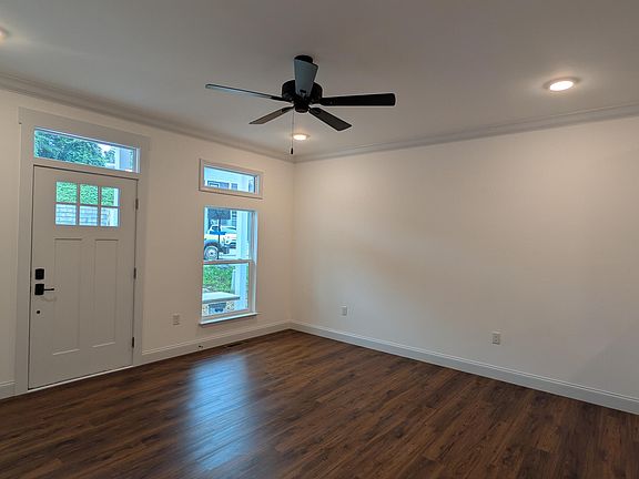4th image of 116 & 118 Courtland Crest Dr SW #7