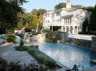 1 Tall Oak Ct, Syosset, NY 11791