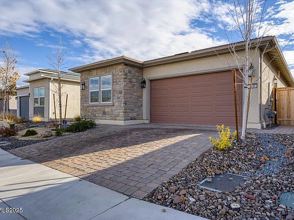 3rd image of 2285 Jagged Peak Ln