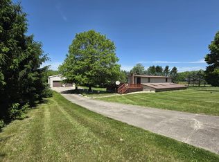 608 Quarter Branch Rd, Sugar Grove, VA 24375