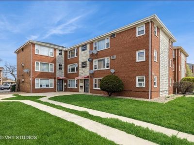 6952 W 65th St APT 2B, Chicago, IL, 60638