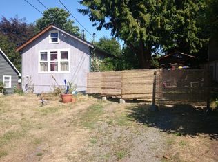 9630 42nd Ave SW, Seattle, WA 98136