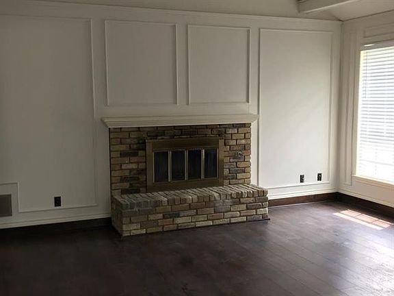 4th image of 2108 Glen Forest Ln