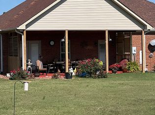 365 Brothers Ln, Rogersville, AL 35652