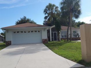 1974 Neptune Dr, Englewood, FL 34223