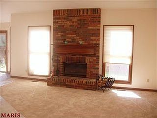 4th image of 15725 Chaste St