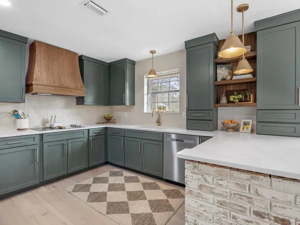 1011 Creel St, Fort Walton Beach, FL 32547