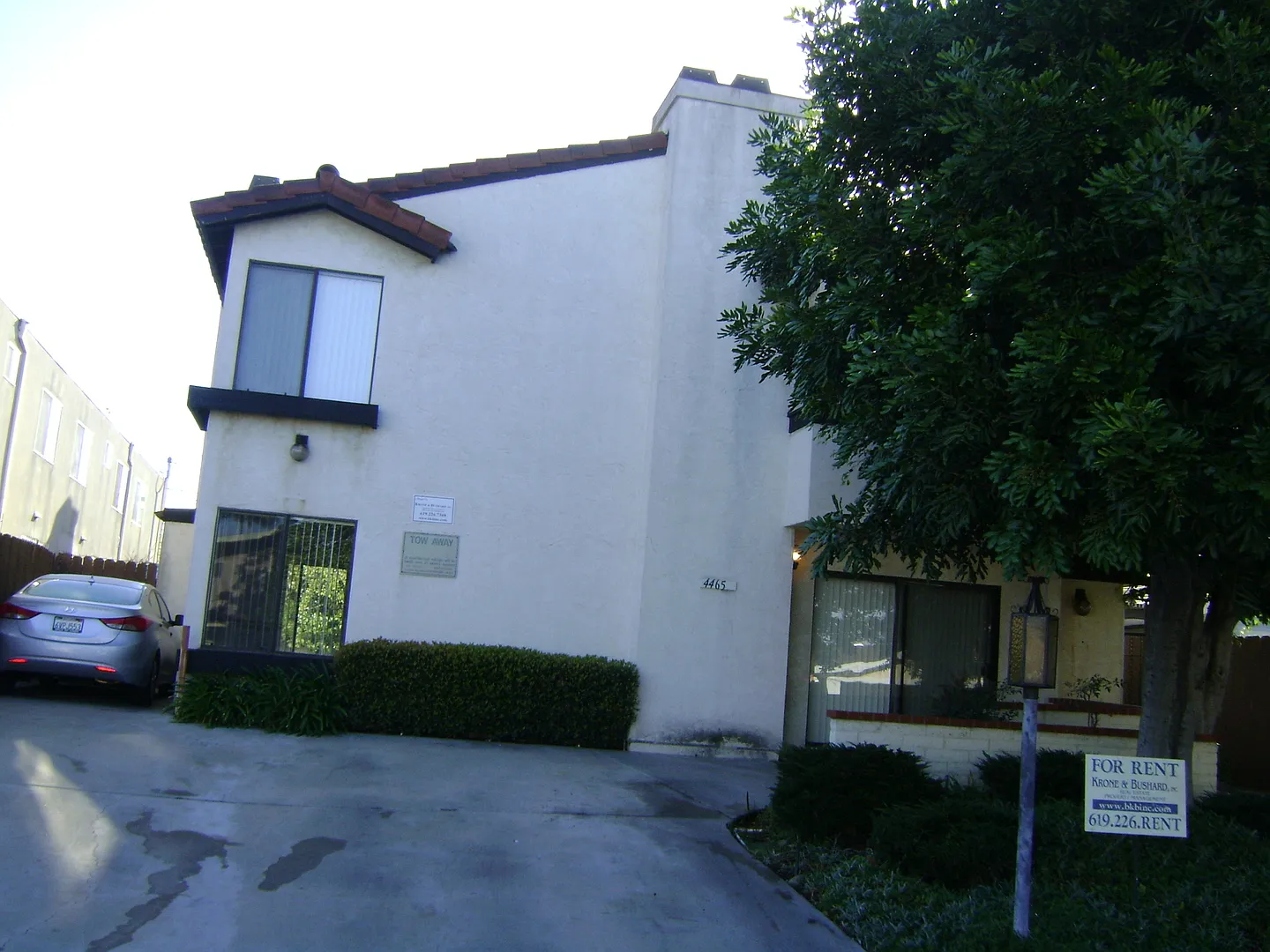 26 — Photo 2