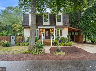 908 Willow Ln, Williamstown, NJ 08094