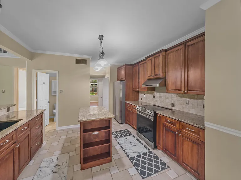 632 Teakwood Dr — Photo 7