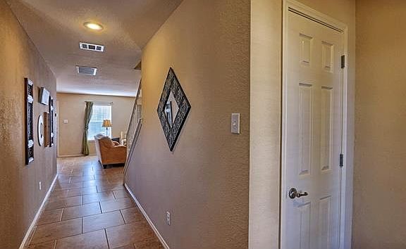 5th image of 600 S Brook Dr