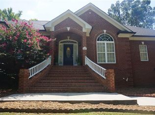 1018 Wooded Ave, Winston Salem, NC 27105