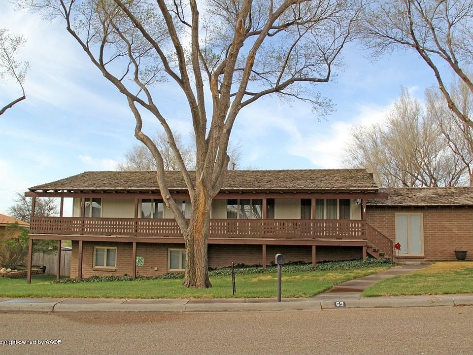 1st image of 69 Country Club Dr