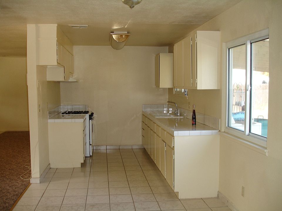 2nd image of 3636 W Cortland Ave