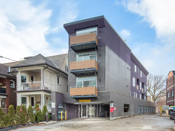 332 High Park Ave #203, Toronto, ON M6P 2S7