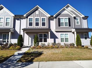 10033 Guardian Dr, Charlotte, NC 28273