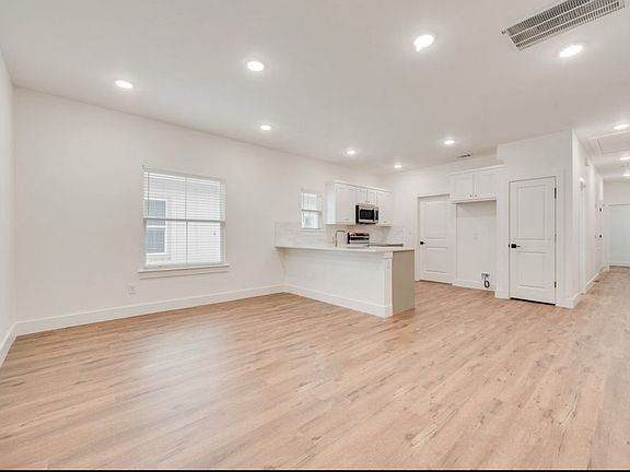 2nd image of 1805 Franklin Ave