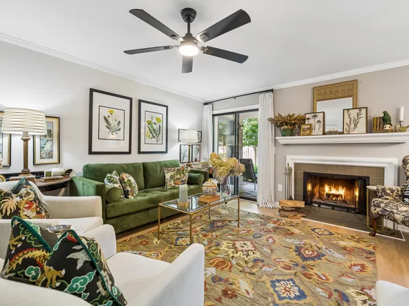 151 Hillsboro Pl, Nashville, TN 37215