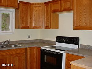 4th image of 2232 NE 29th Dr