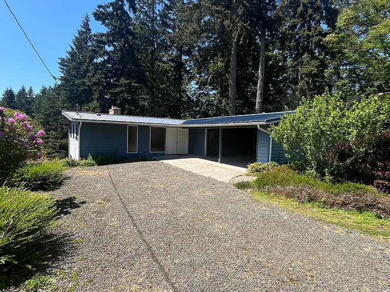 157 Grow Ave NW — Photo 2