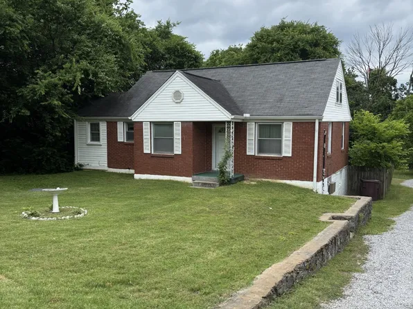 1206 Coreland Dr, Madison, TN 37115