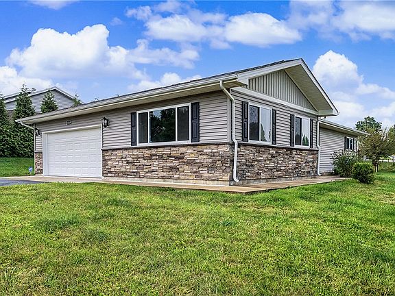 4th image of 4149 Rosehill Dr