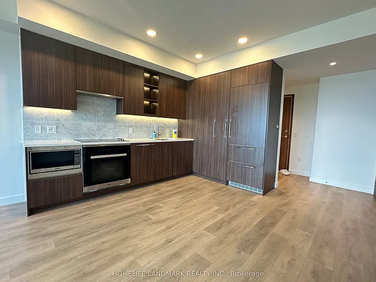 85 McMahon Dr #3307 — Photo 8