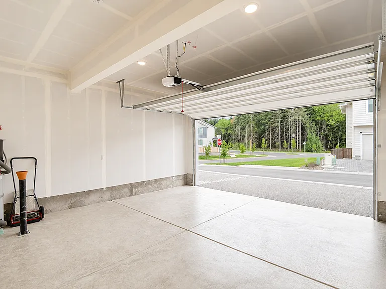 18426 NE 46th Pl — Photo 12