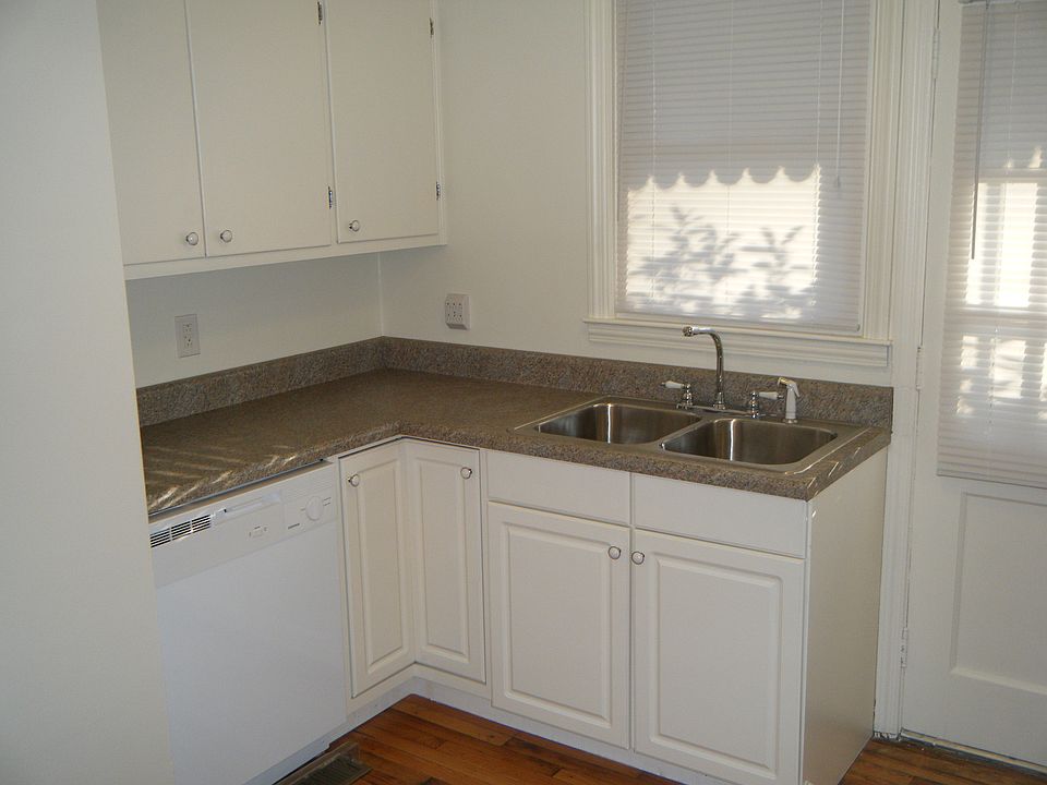 2nd image of 71 34th Street Ct NW