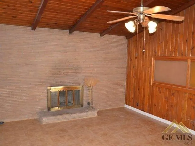 6305 Almond Dr — Photo 6