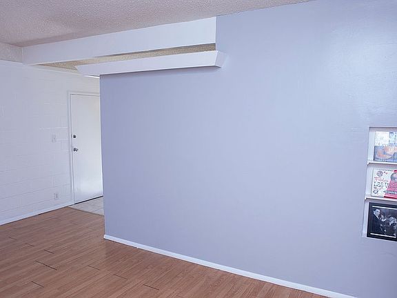 4th image of 1304-06 Phillips Ave