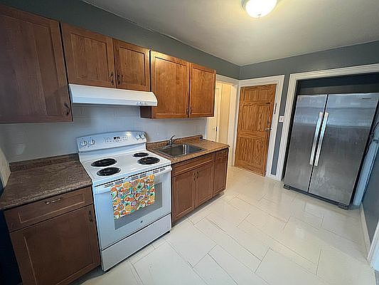 1st image of 4131 Edson Ave Floor 3