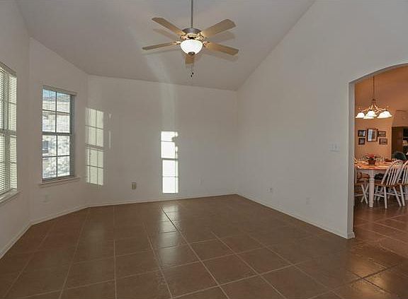 3rd image of 5544 Manuel Moreno Dr