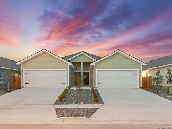 617-619 Grayson Lane, Seguin, TX 78155