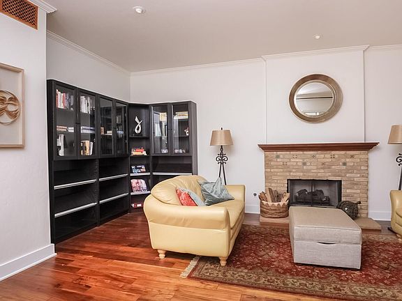 3rd image of 437 B Ave