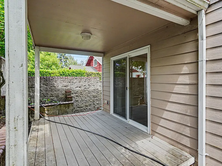 2151-2153 Winter St SE — Photo 24