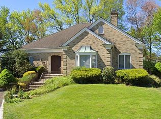 10 Winfield Way, Springfield, NJ 07081