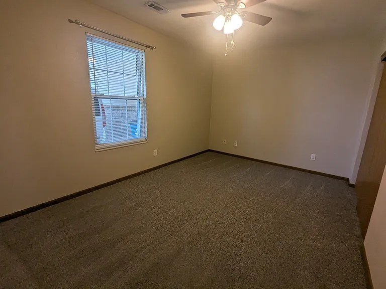 803 Plankway Dr — Photo 13
