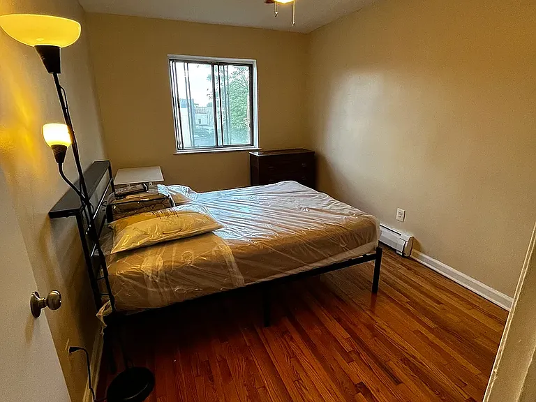 3540 Bronxwood Ave #1 — Photo 2