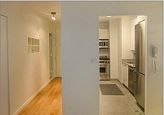 Rented by Nest Seekers International | media 89