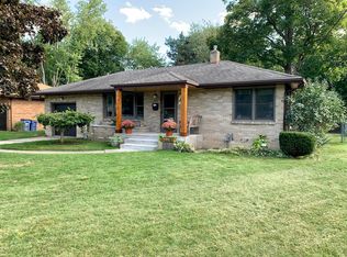 752 Wells St NE, Grand Rapids, MI 49525