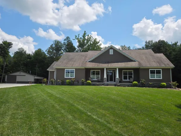 513 Cherokee Trl, Granville, OH 43023