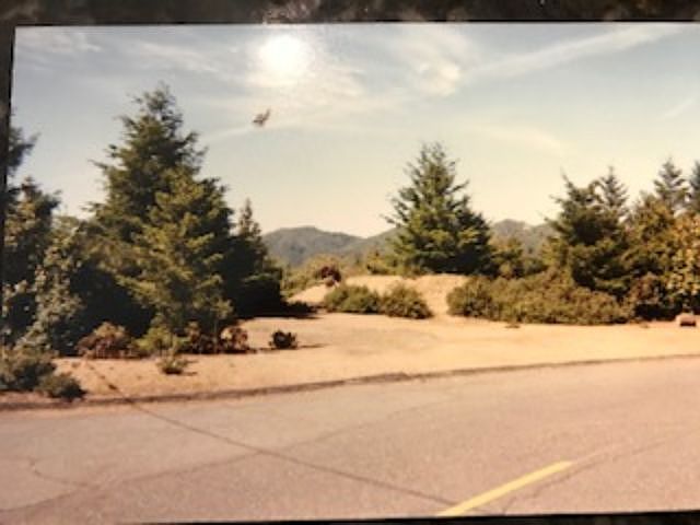 2nd image of 608 Toth Rd