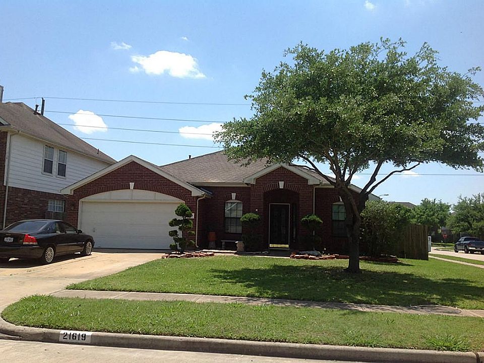 1st image of 21619 Woodoak Ct