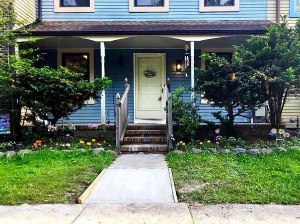 14 Fawnhollow Ct