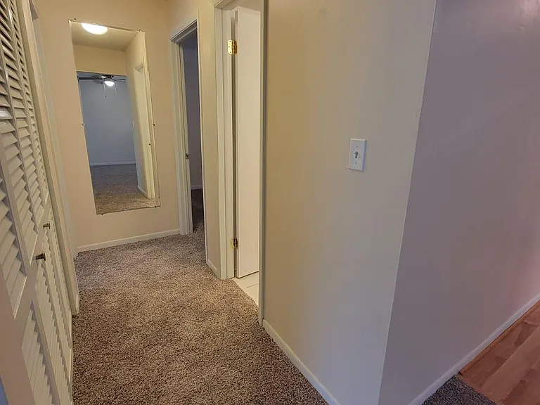 100 E Kentucky Ave #103-D — Photo 11