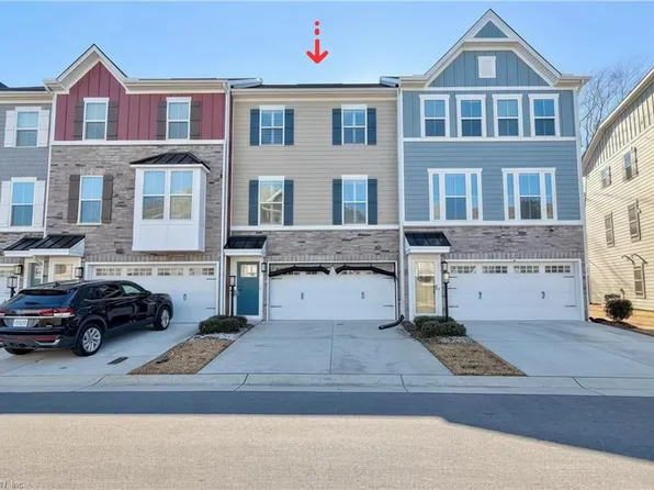1733 Fortune Ter, Chesapeake, VA 23323