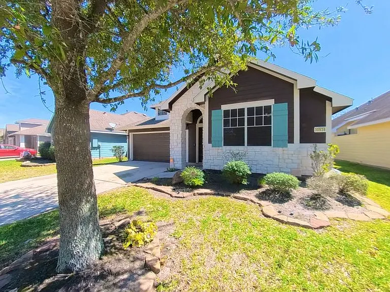 30938 Blue Ridge Park Ln — Photo 3