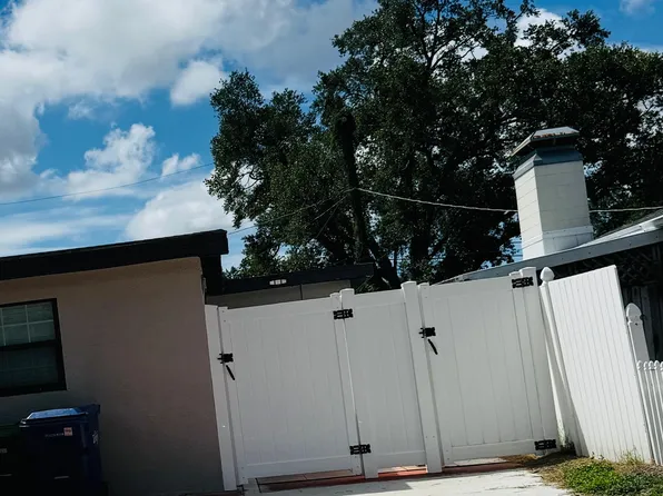 1702 W Dempsey Ave, Tampa, FL 33603